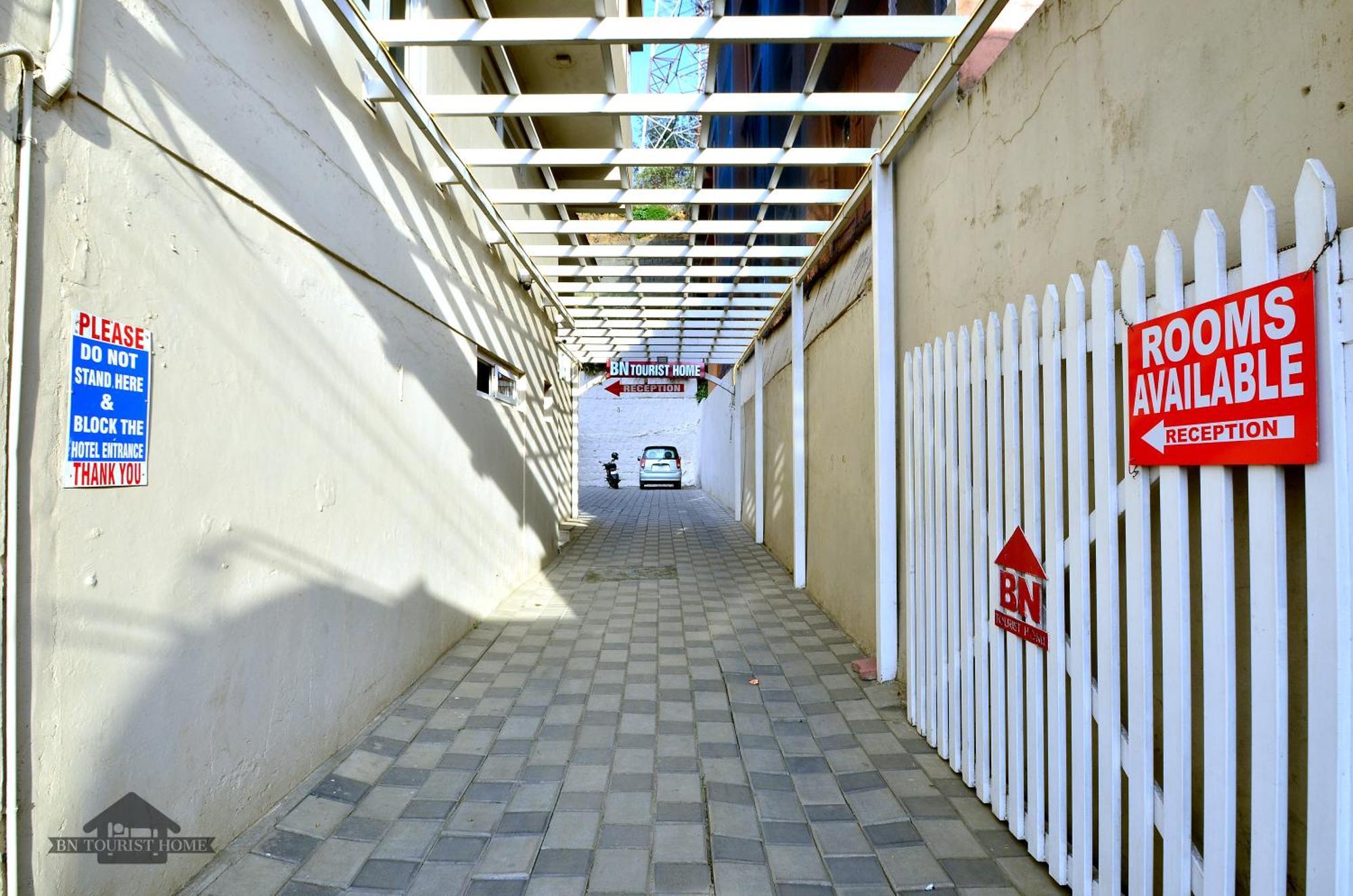 Bn Tourist Home Ooty Exterior foto